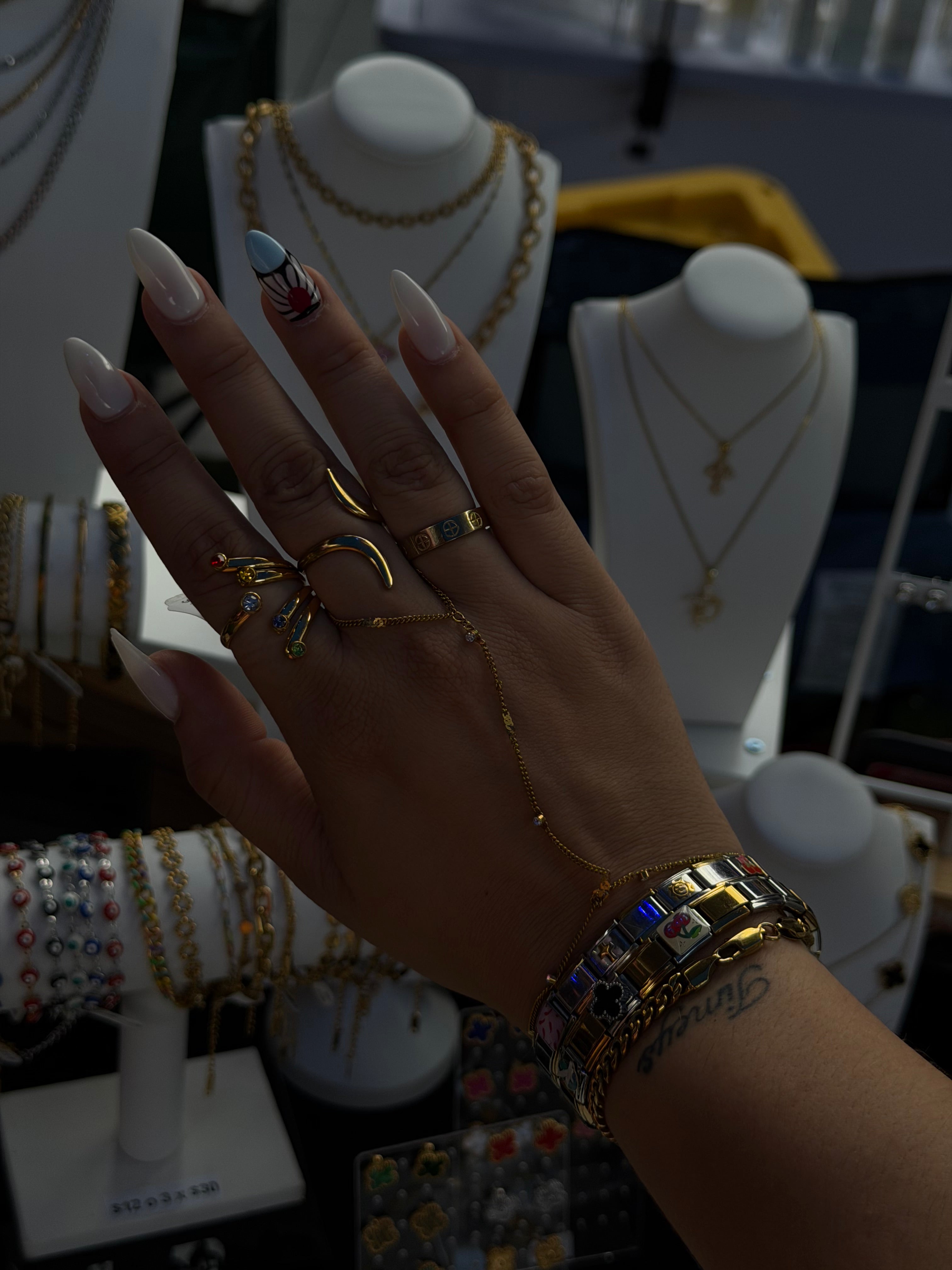 Luxe Glimmer Hand Chain