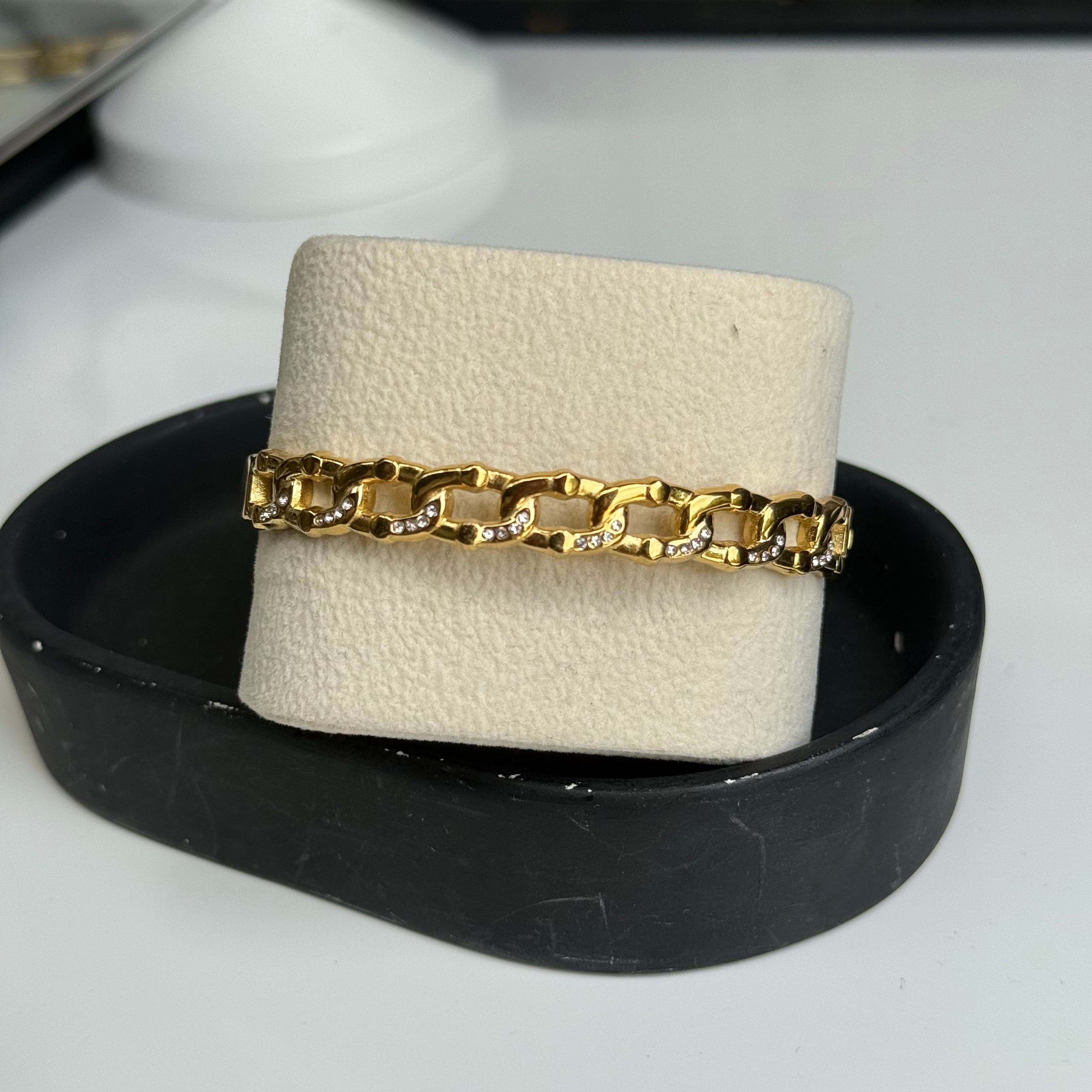 Links Bangles