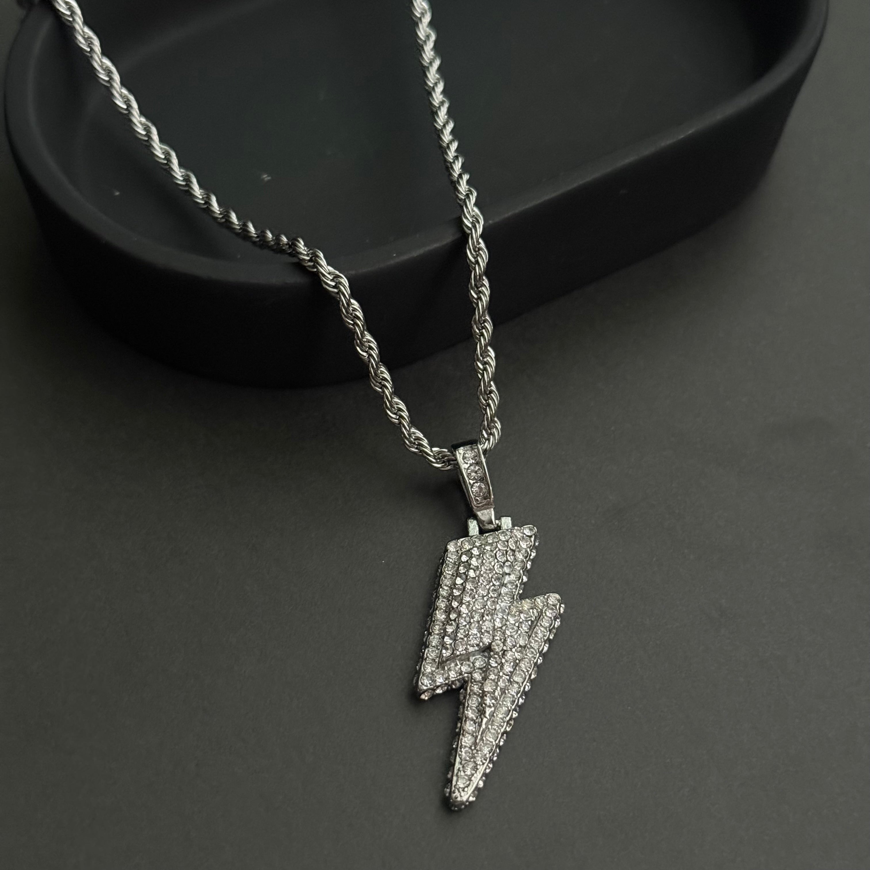 Thunder Ice Necklace