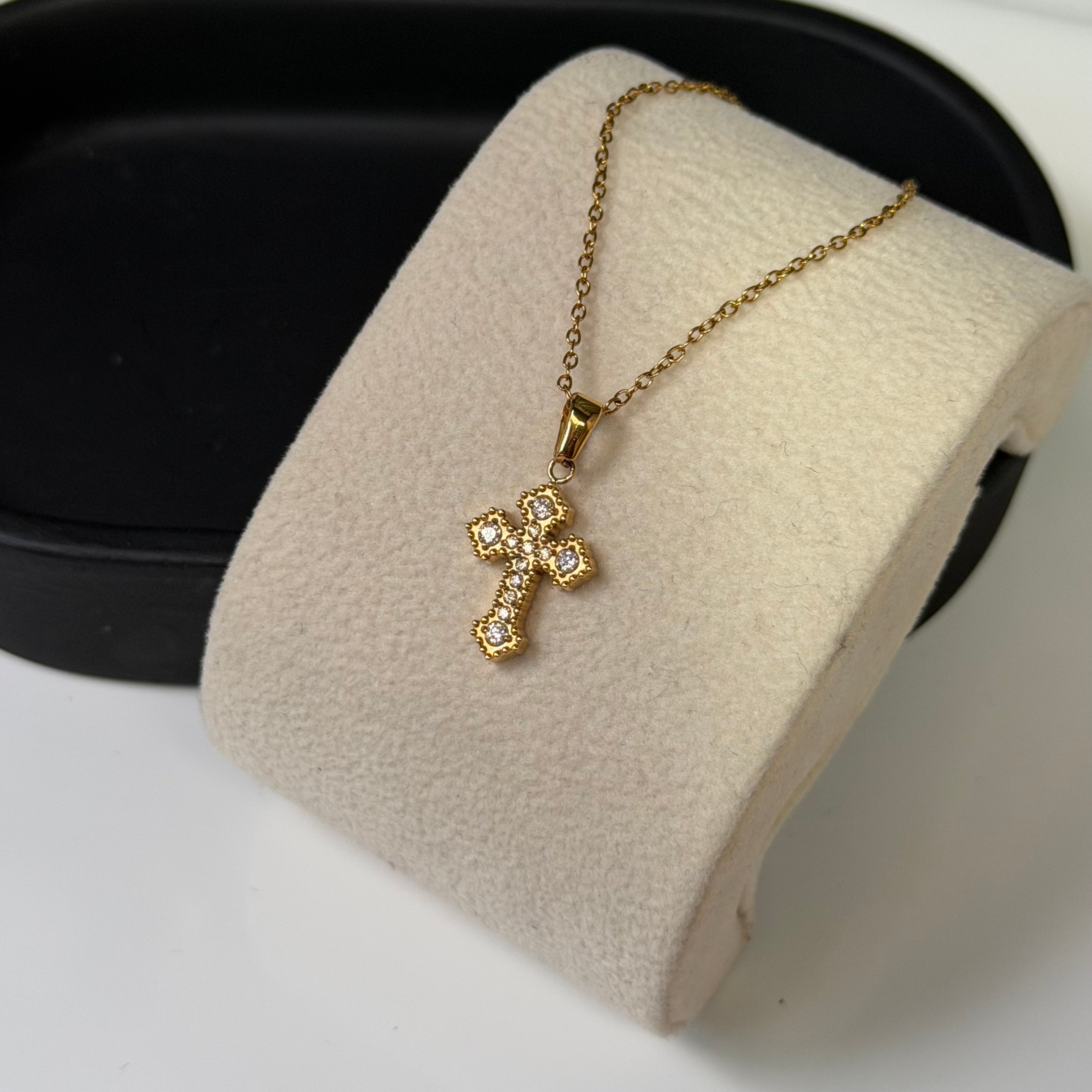 Éclat Crown Cross