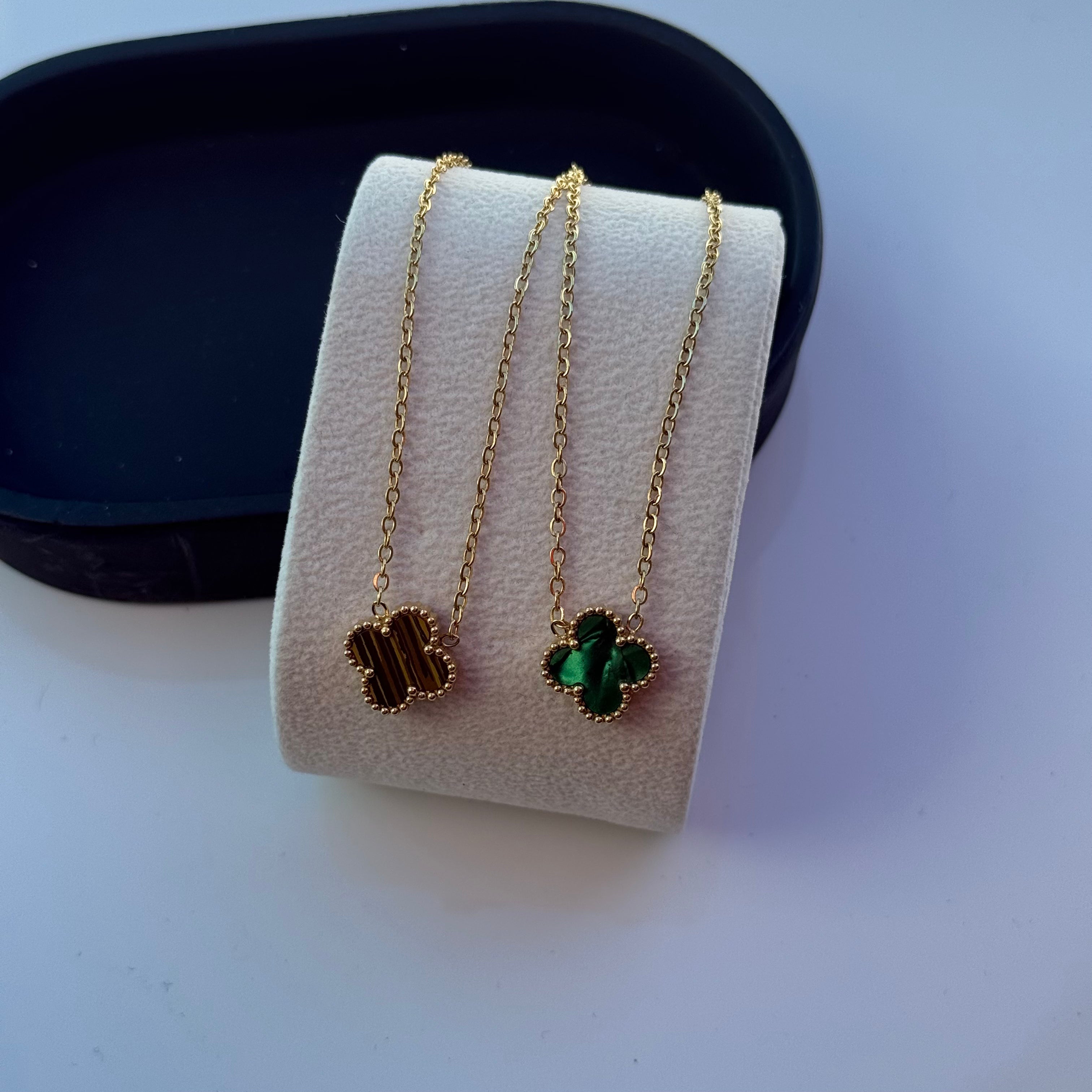 Clover Brown & Green
